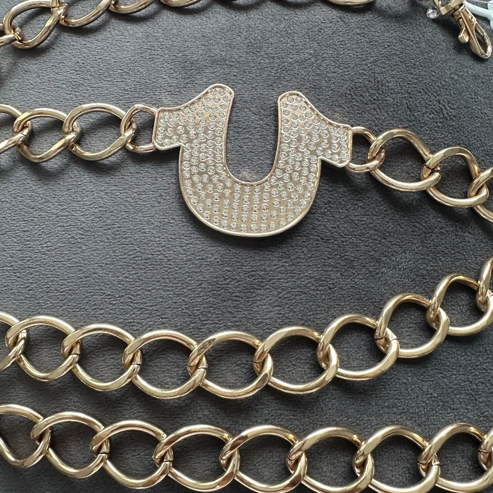 🆕True Religion Gold Horseshoe Chain Statement Belt